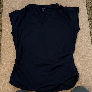 Athleta Black V-Neck T-shirt with Ruching on sleeves and sides Size Medium